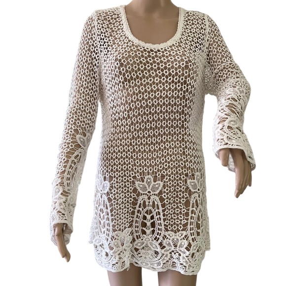 Monoreno    White Cotton Crocheted Overlay Dress    Size Medium - Picture 5 of 11